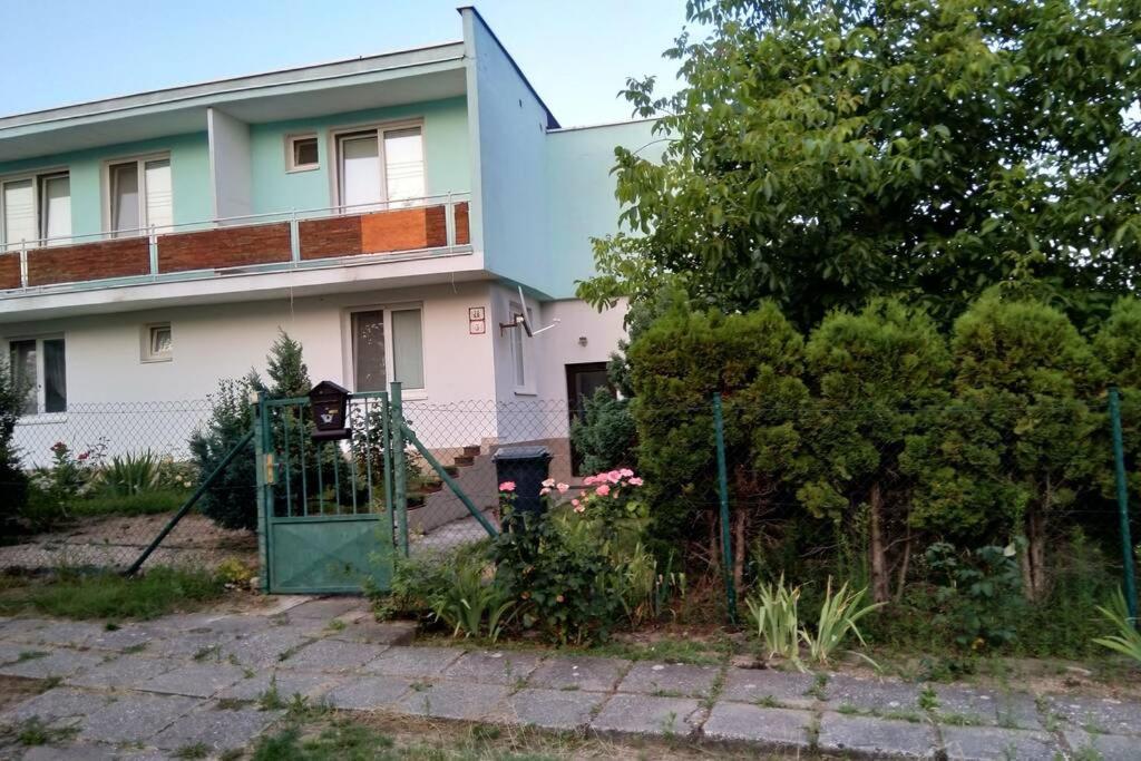 Hannah - Relax Dom Pod Orechom Apartman2 Trávnica 外观 照片